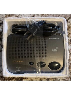 NEW - Radio Shack Weather Radio Alert 12-247B 7 Channel NOAA Digital - No Box